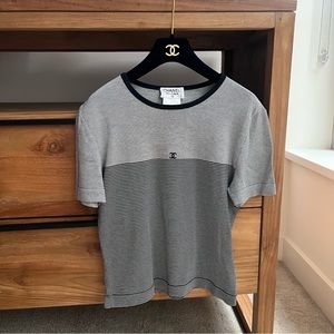 ❌SOLD❌ Chanel Vintage 1997 Cruise Black Striped CC Logo Crop Top M 40 Excellent